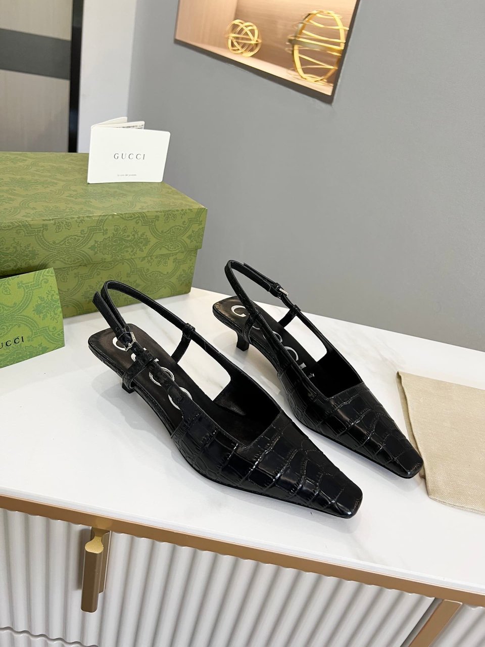 Gucci Women?S Crocodile Print Pump Black 674666 Ukq00 1000 view 10