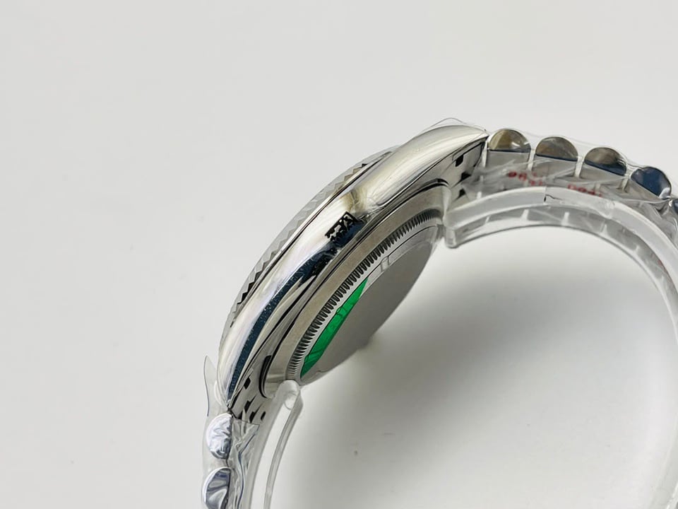 [Super Clone] Rolex Datejust 41mm Blue Dial 126334 Jubilee view 5