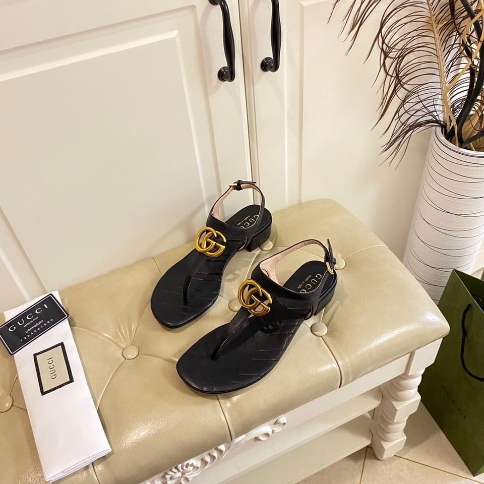 Gucci Double G Sandal Leather Black 674840 Bko00 1000 view 5