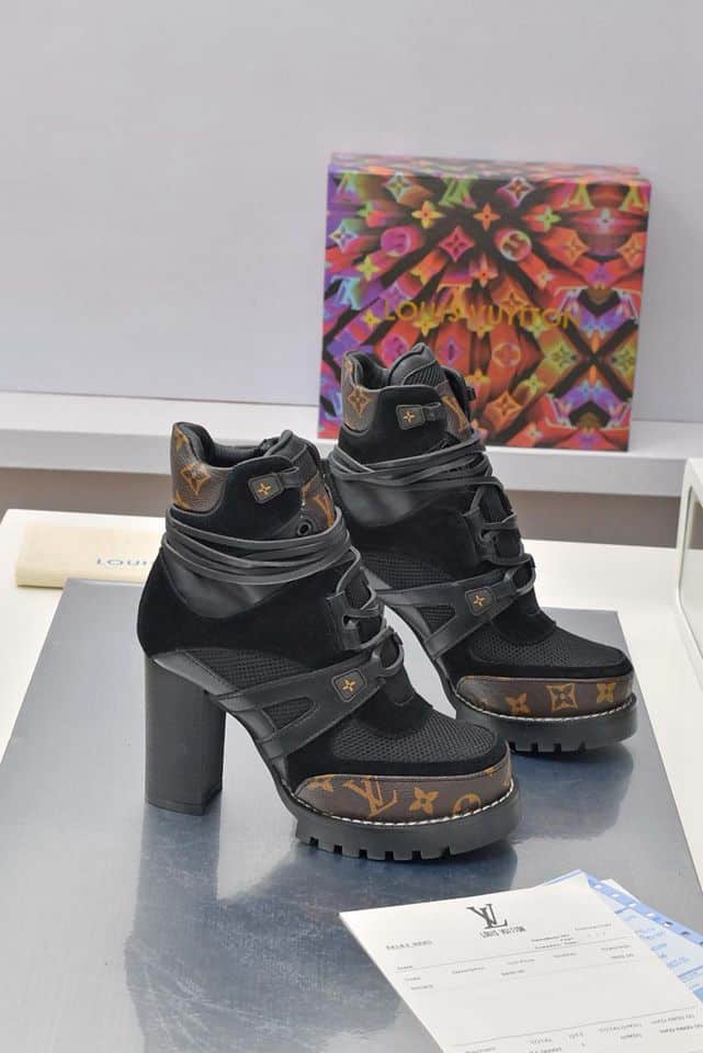 Louis Vuitton Star Trail Ankle Boot Mix Black 1Aabj3 view 5