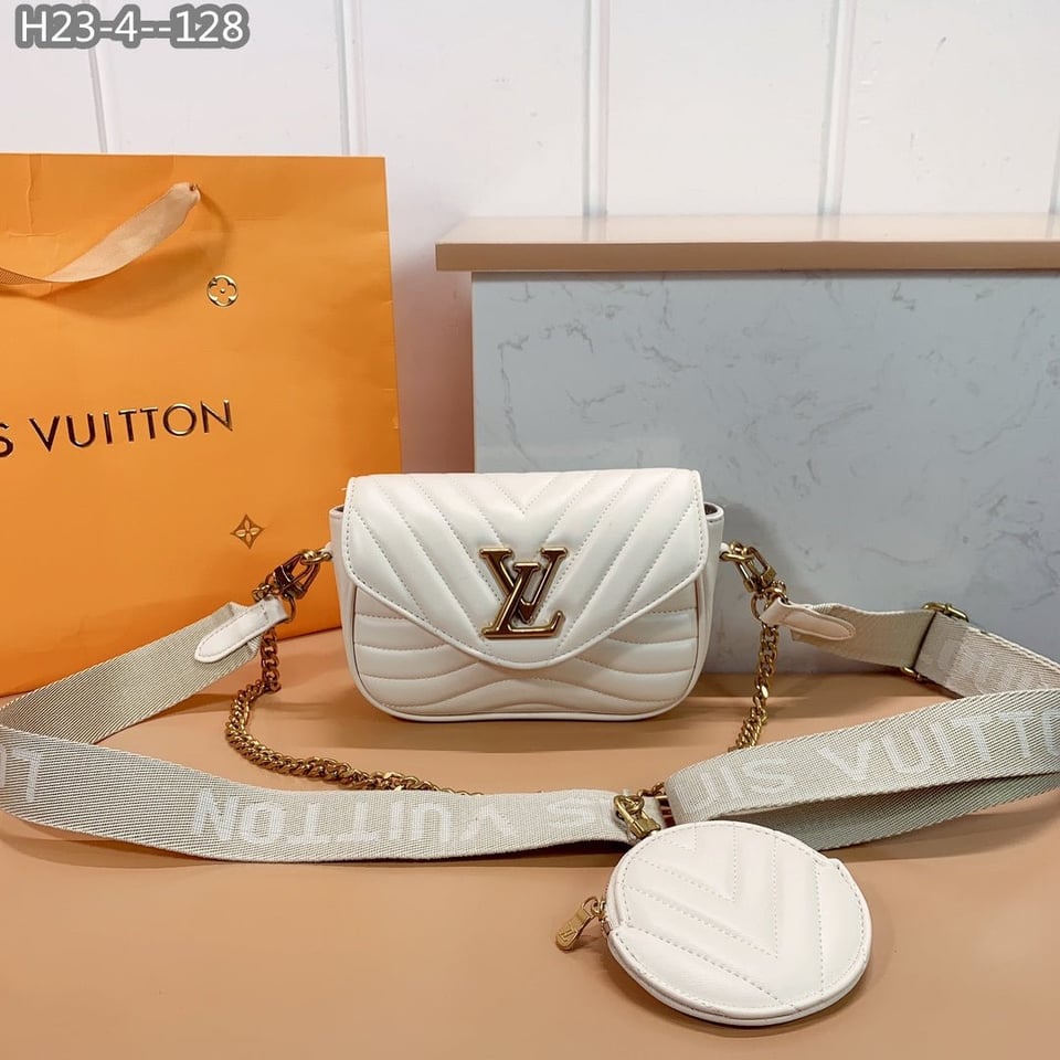 Louis Vuitton New Wave Multi Pochette White 20Cm M56471 view 3