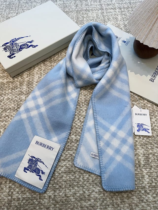 Burberry Cashmere Scarf Blue Plaid Pattern For Women 182cm