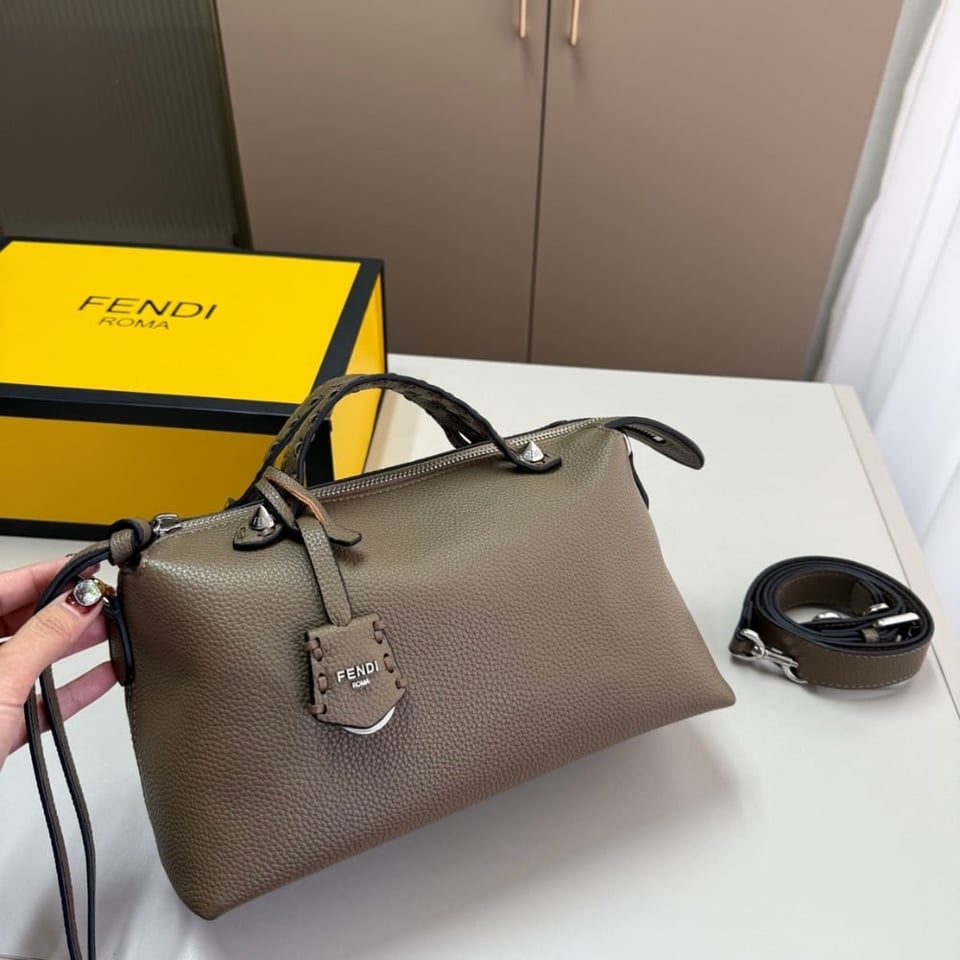 Fendi By The Way Medium Leather Boston Bag Brown 20Cm view 3
