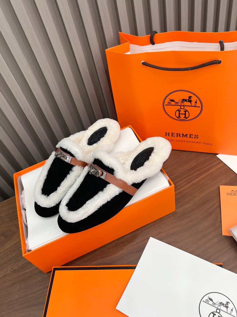 Hermes Oz Mule Shearling Black White view 3