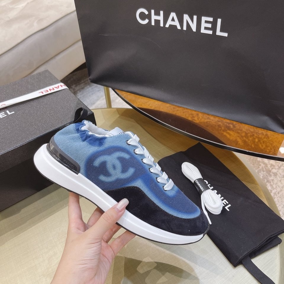 Chanel Neon Denim Lace Up Low Top Trainer Sneaker Blue G37494 Y55237 K2847 view 7
