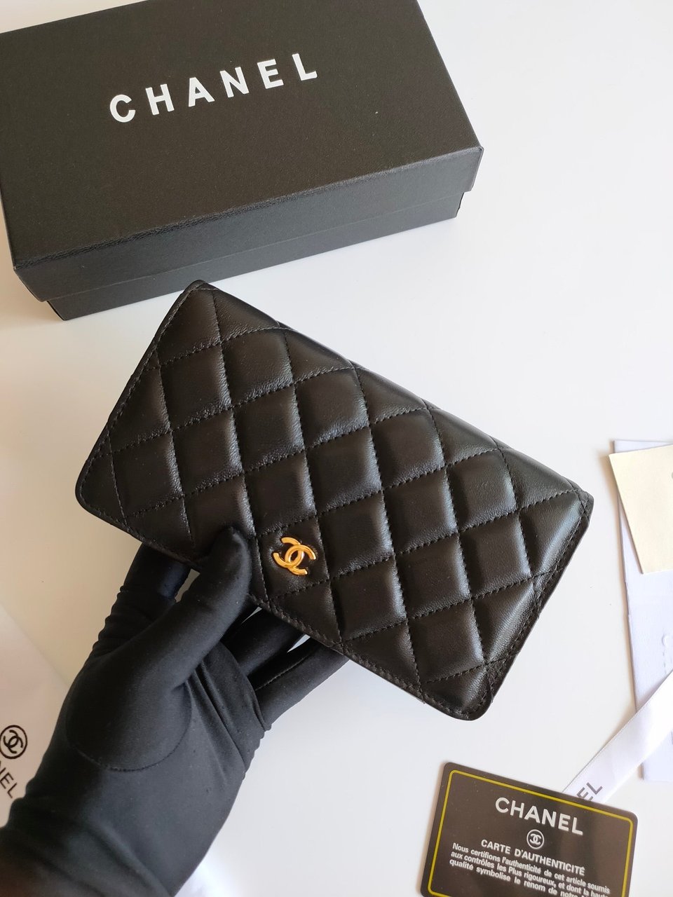 Chanel Zipped Long Purse 19 Black Calfskin Gold Icon view 6