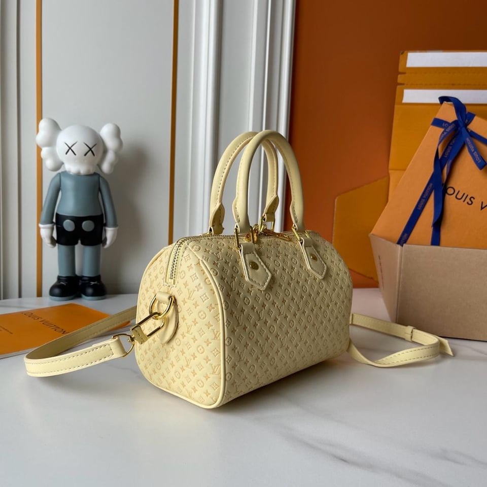 Louis Vuitton Speedy Bandoulière 20 Bag M29494 view 3