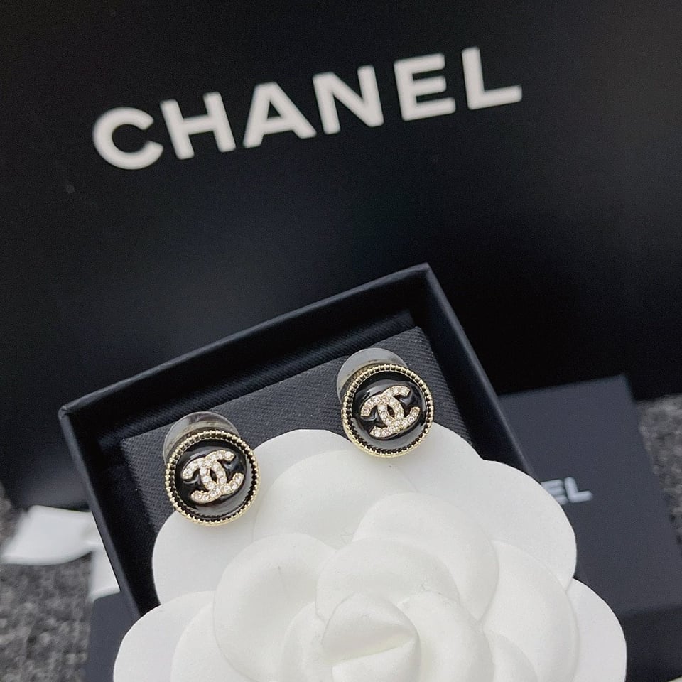 Chanel Cc Earrings Black view 3