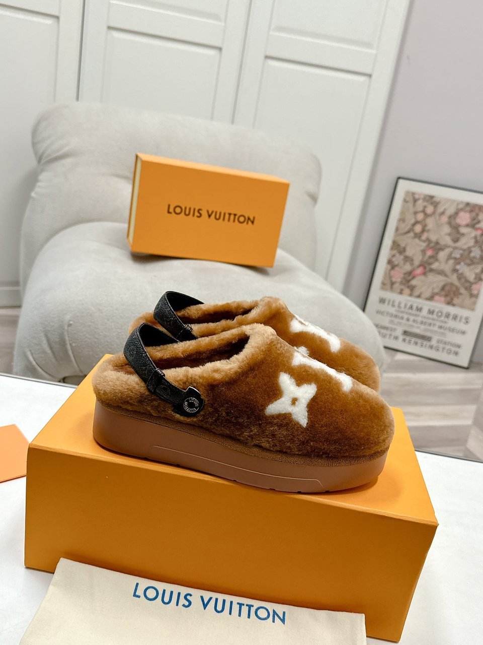 Louis Vuitton Aspen Comfort Clog Camel Brown 1Adc2B view 3