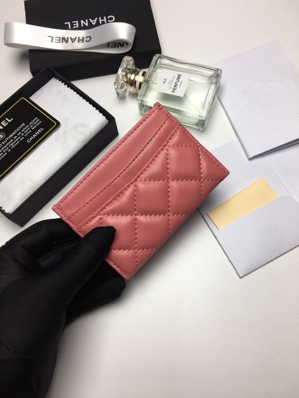 Chanel Card Holder 11.2 Coral Calfskin Silver Icon view 7