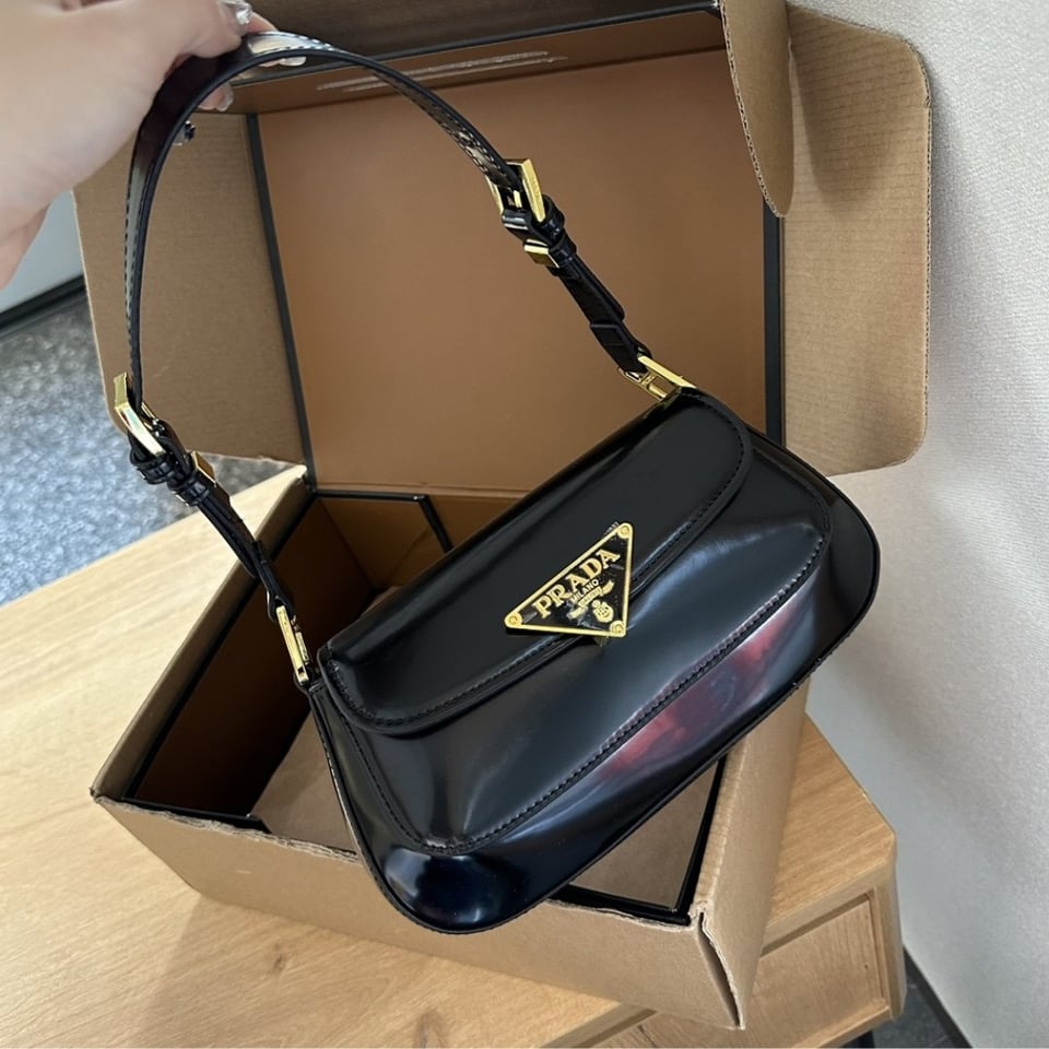 Prada Patent Leather Shoulder Bag In Cherry Black 25Cm view 3