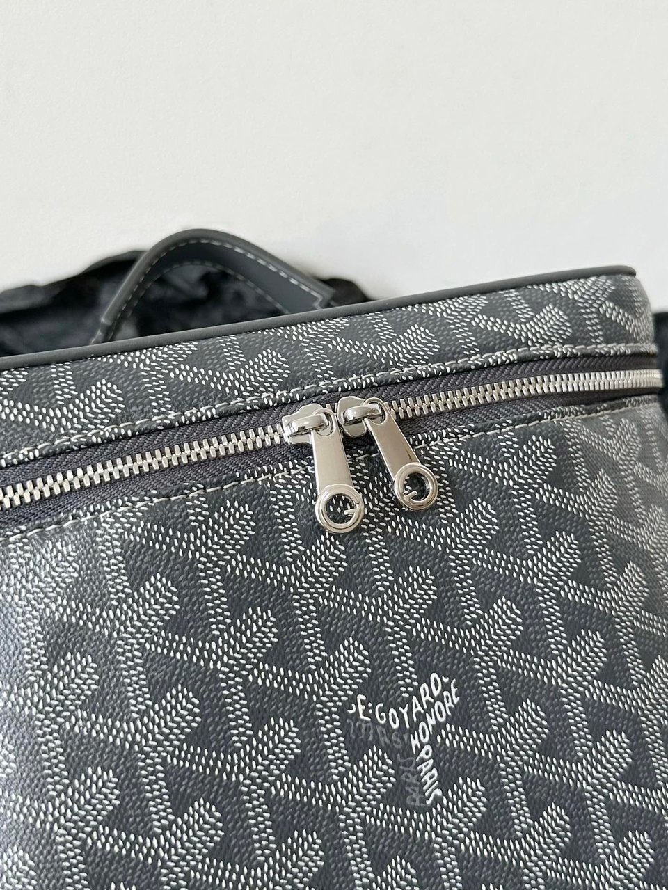 Goyard Goya Makeup Box Bag 20Cm Grey Canvas view 5