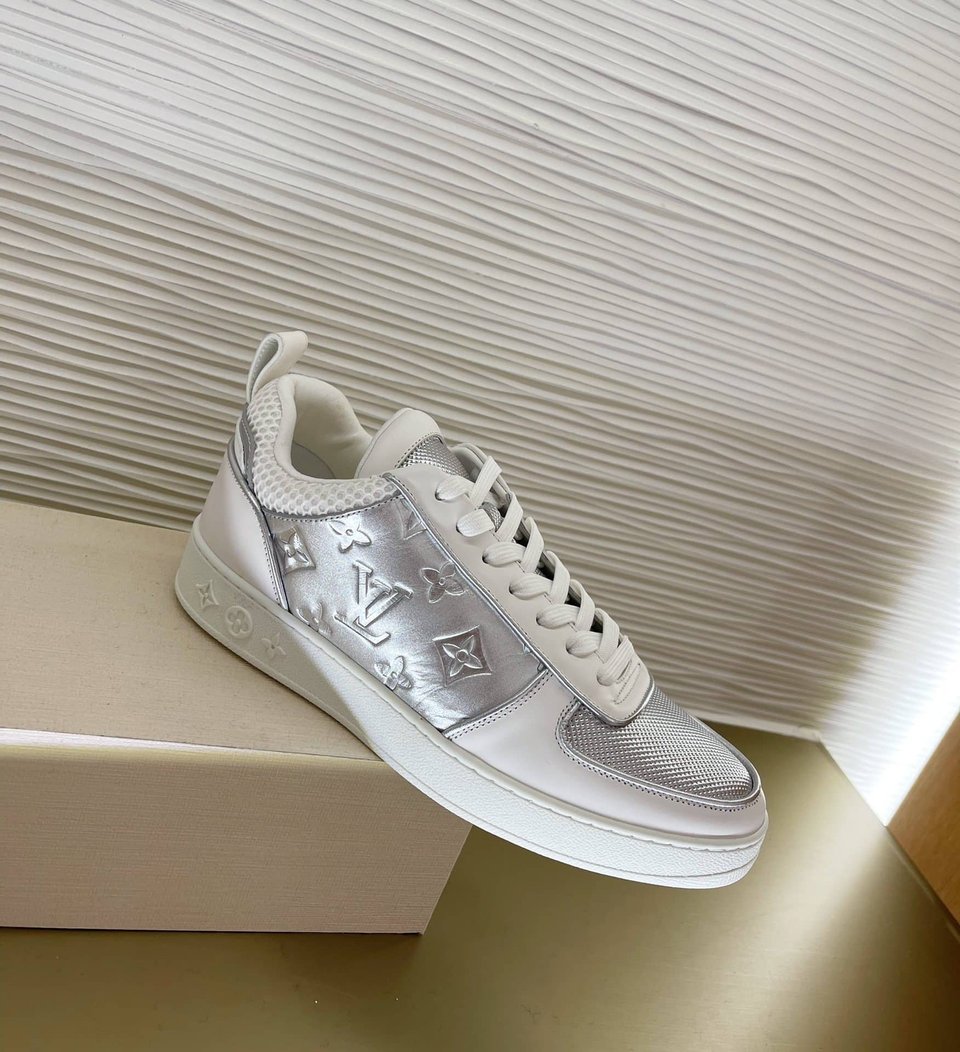 Louis Vuitton Boombox Sneaker Sliver 1A969F view 11
