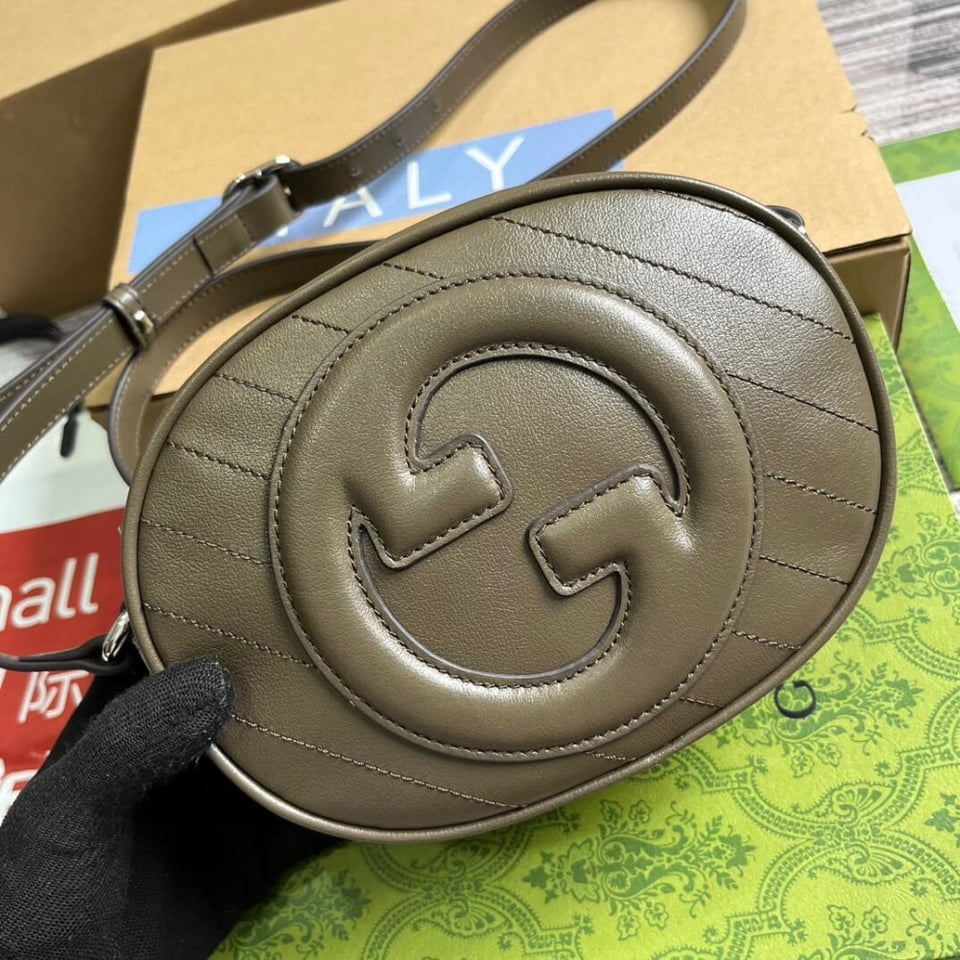 Gucci Blondie Mini Shoulder Bag view 9