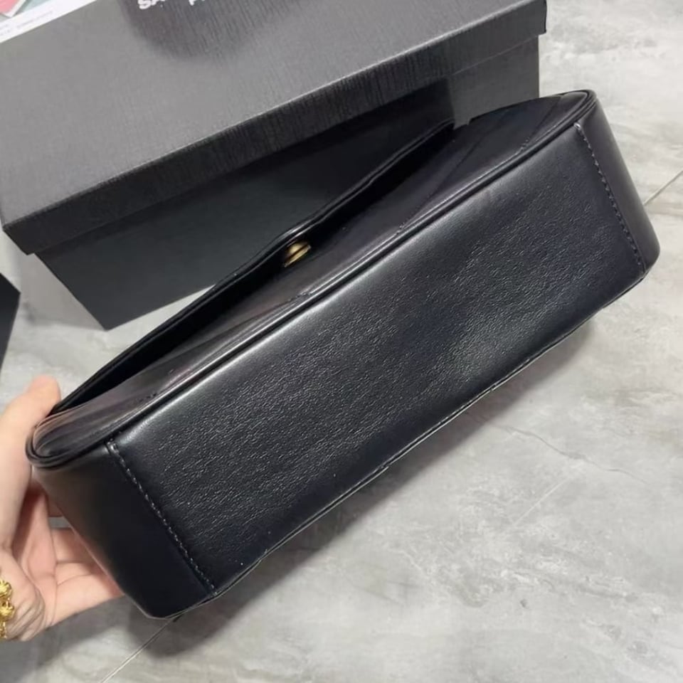 Saint Laurent Loulou Medium Chain Bag Black 29Cm view 6
