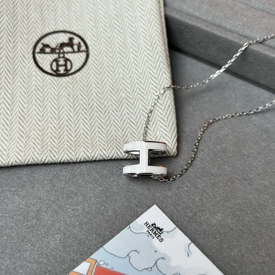 Hermes Mini Pop H Pendant Necklace White And Silver view 3