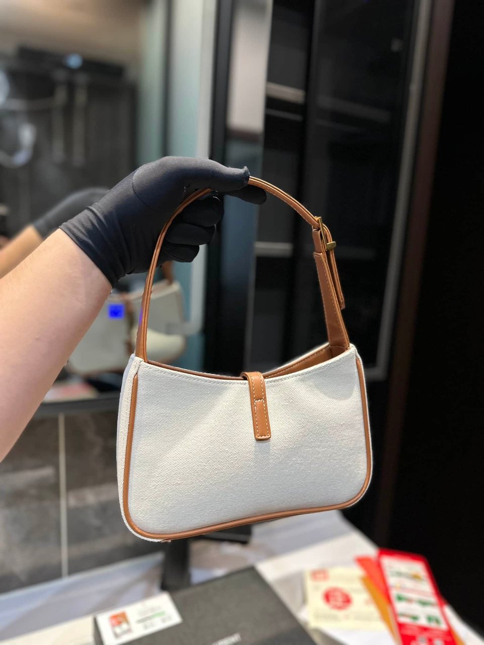 Saint Laurent Le 5 A 7 Linen Canvas Hobo Bag White And Brown 25Cm view 7