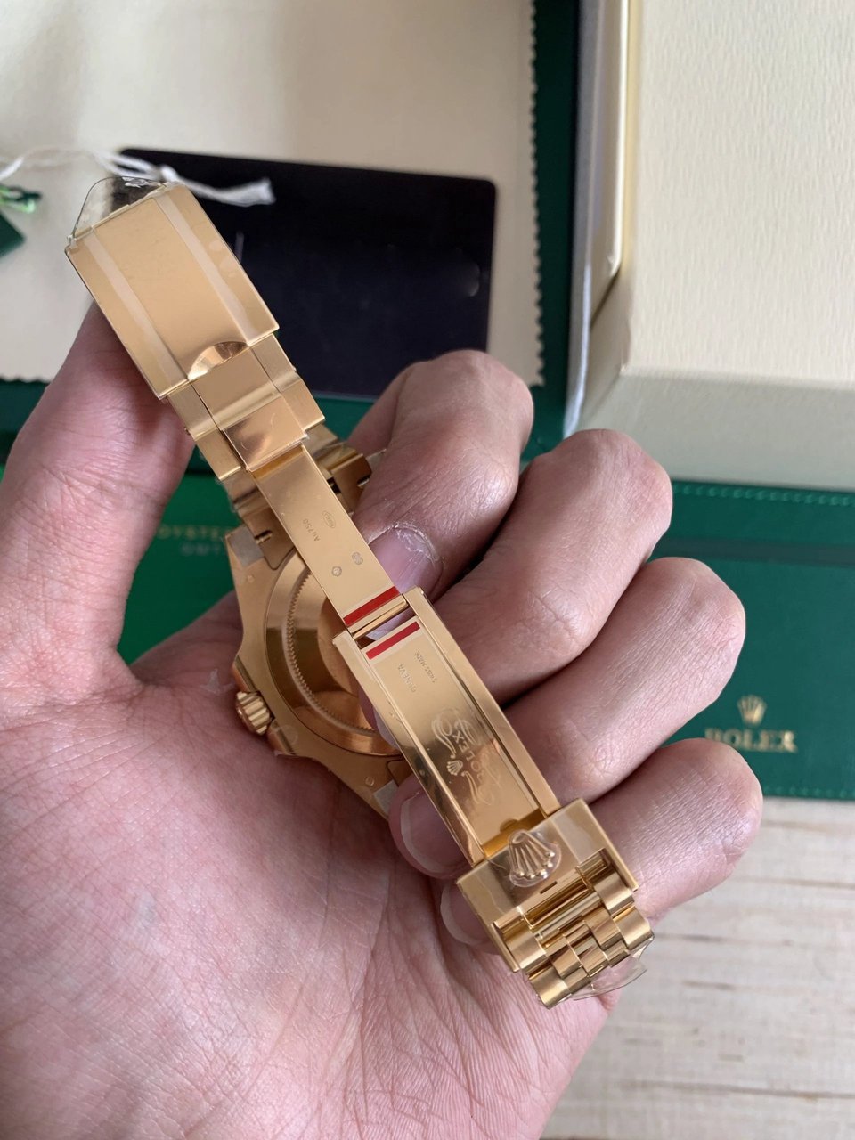 Rolex GMT-Master II 40 mm Black Dial 126718GRNR view 5