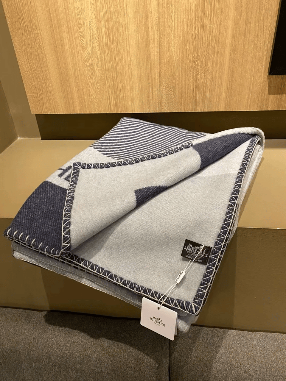 Hermes Luxury Cashmere Style Blanket view 4