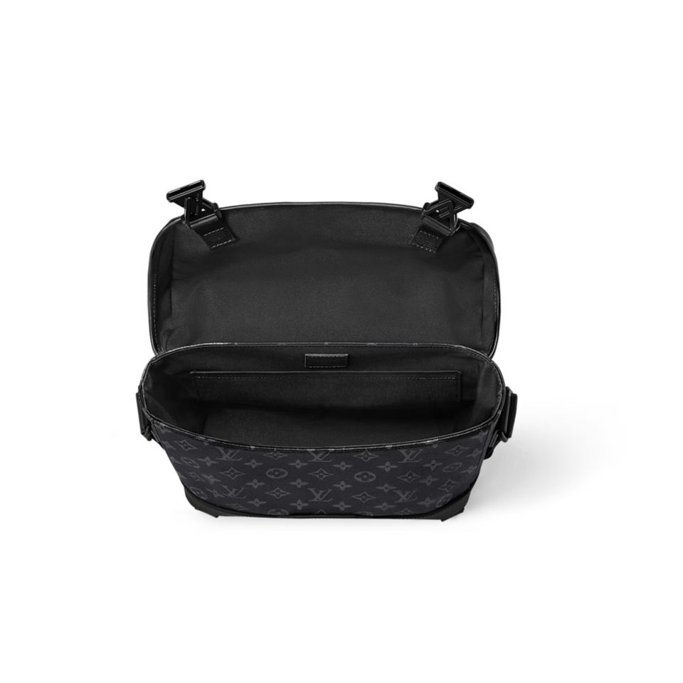 Louis Vuitton Messenger Voyager PM For Men 33cm M12517 view 3