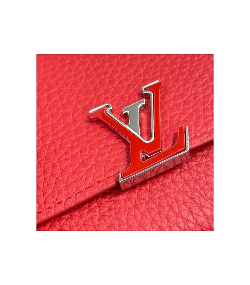 Louis Vuitton Capucines Compact Wallet view 7