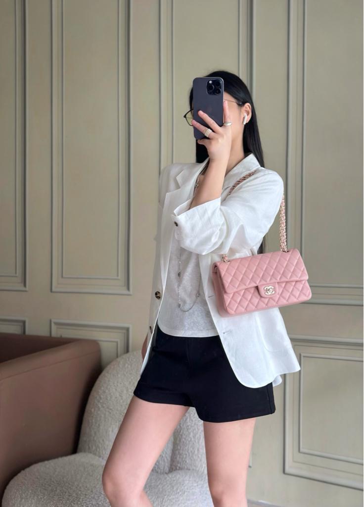 Chanel Classic Medium Double Flap Bag Grained Calfskin Light Pink Gold Hardware 25.5cm/10in view 2