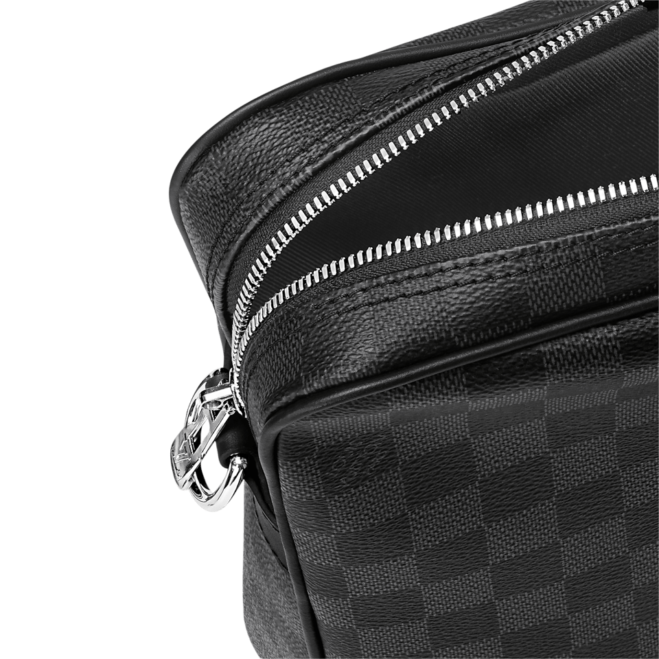 Louis Vuitton Porte-Documents Voyage Pm N40445 view 4