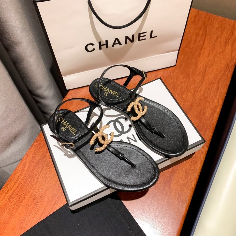 Chanel Gold Pearl Cc Logo Thong Sandals Black view 6