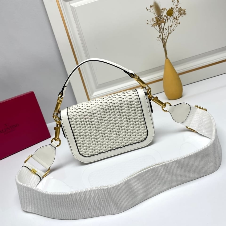 Valentino Garavani Alltime Vlogo Woven Leather Shoulder Bag White 22Cm view 5