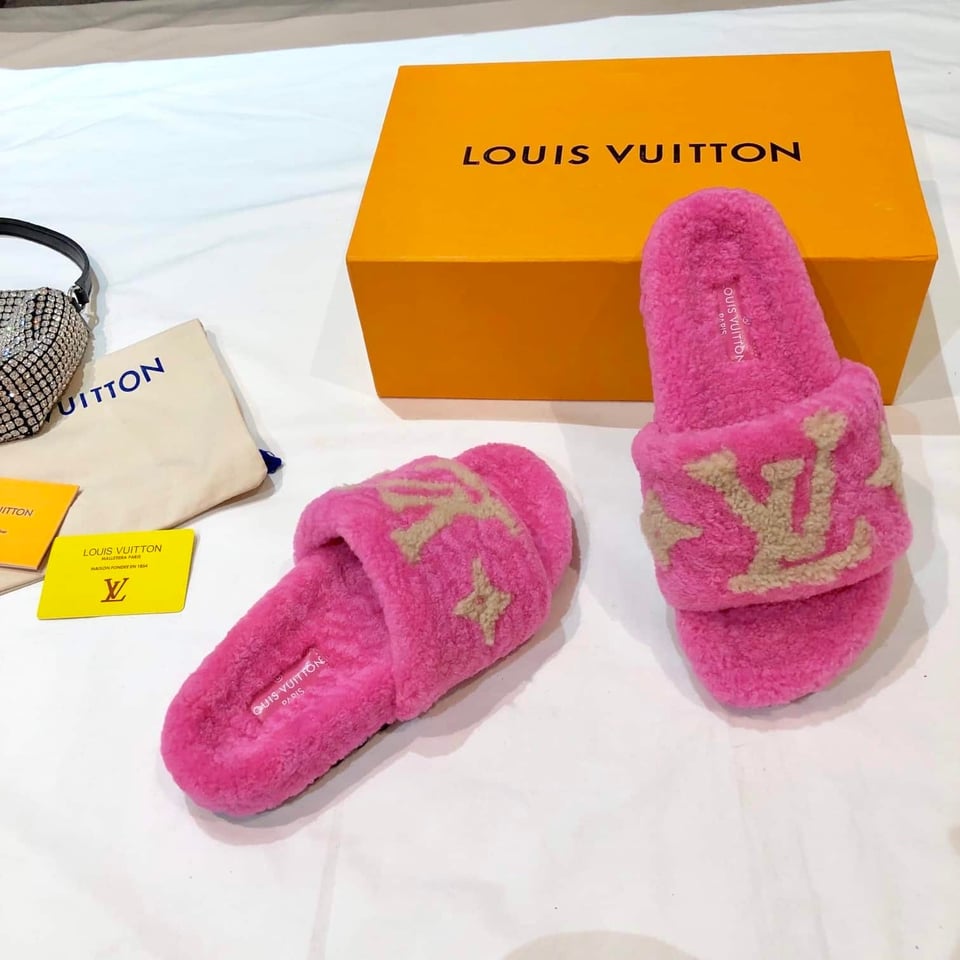 Louis Vuitton Paseo Flat Comfort Mule Pink 1A8Vfl view 3