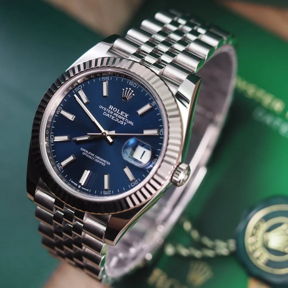 Rolex Datejust 41mm Blue Dial 126334 Jubilee view 4