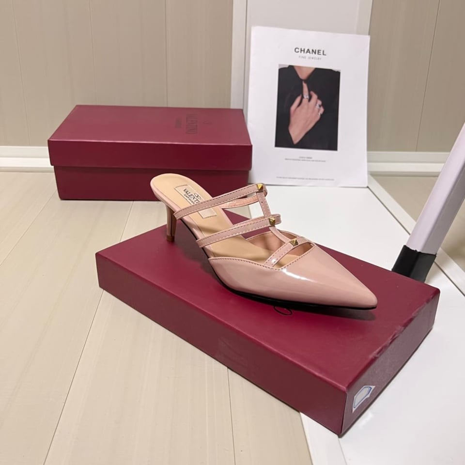 Valentino Garavani Rockstud Wispy Mule In Calfskin Beige 4W0S0Jb1Act 098 view 6
