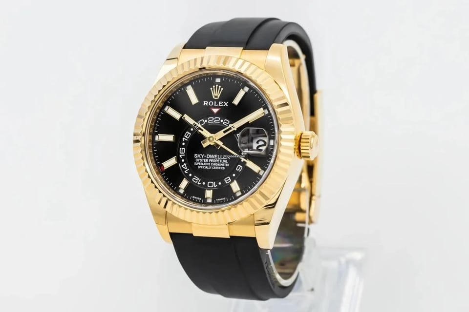 Rolex Sky-Dweller 42mm Black Dial 326238 view 3
