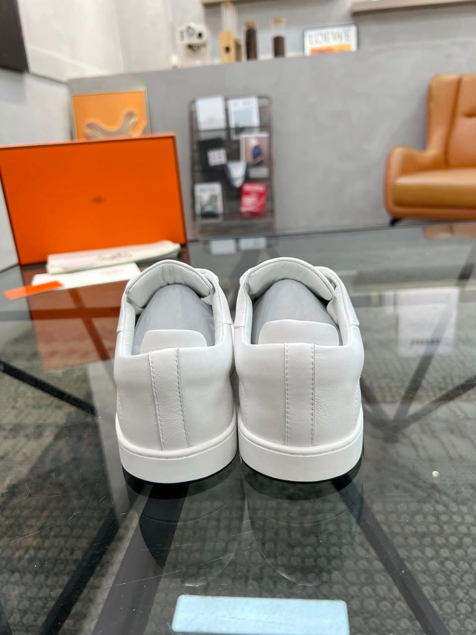 Hermes Kid Sneakers Blanc Color Goatskin H251929ZH90390 view 5