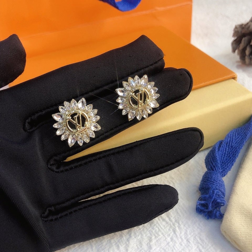 Louis Vuitton Sunburst Crystal Earrings Gold view 2