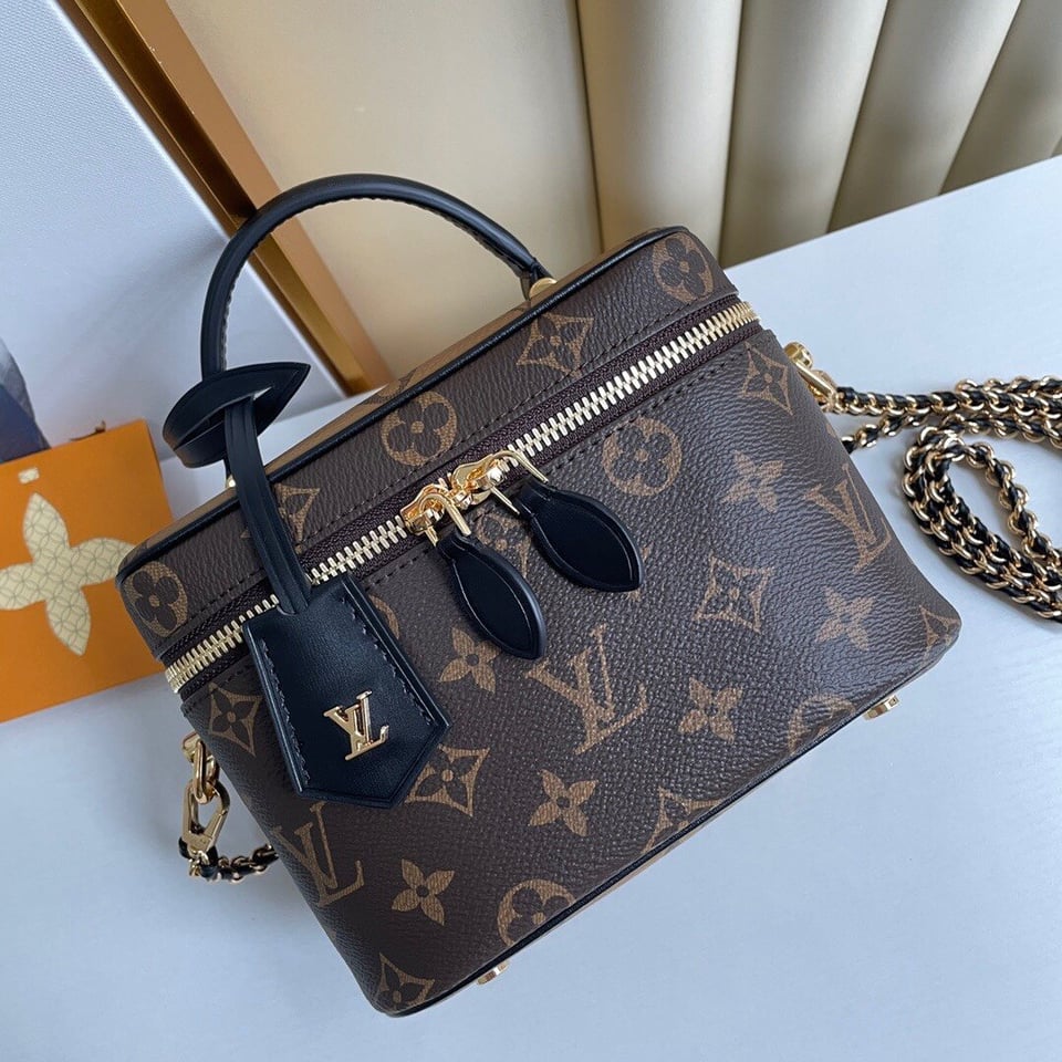 Louis Vuitton Vanity Chain Pouch Other Monogram Canvas 17cm Women Handbags M47125 view 16