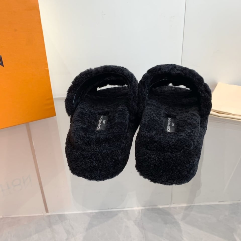 Louis Vuitton Lv Sunset Platform Comfort Mule Shearling Black 1Actv0 view 6