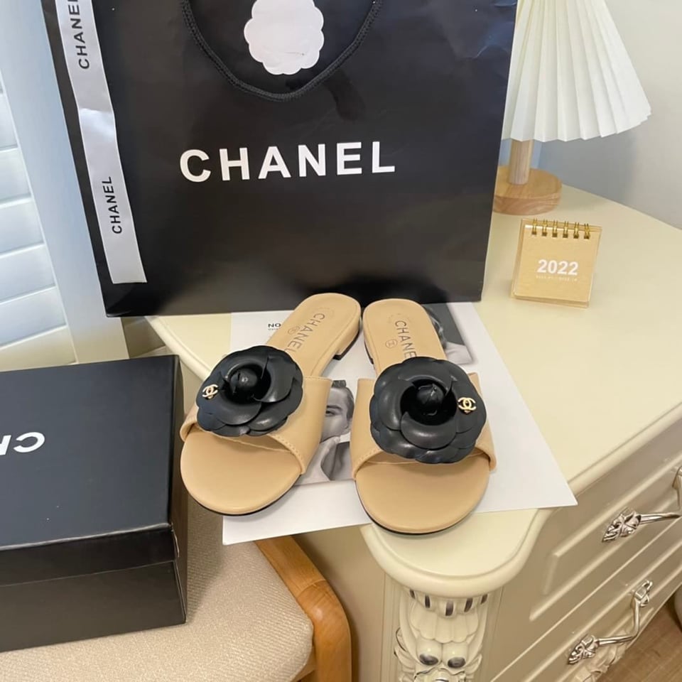 Chanel Black Camellia Slides Beige view 5