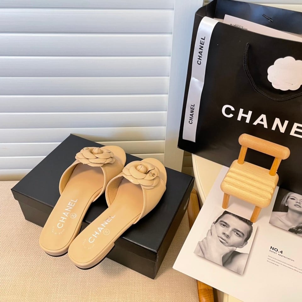Chanel Camellia Slides Beige view 4