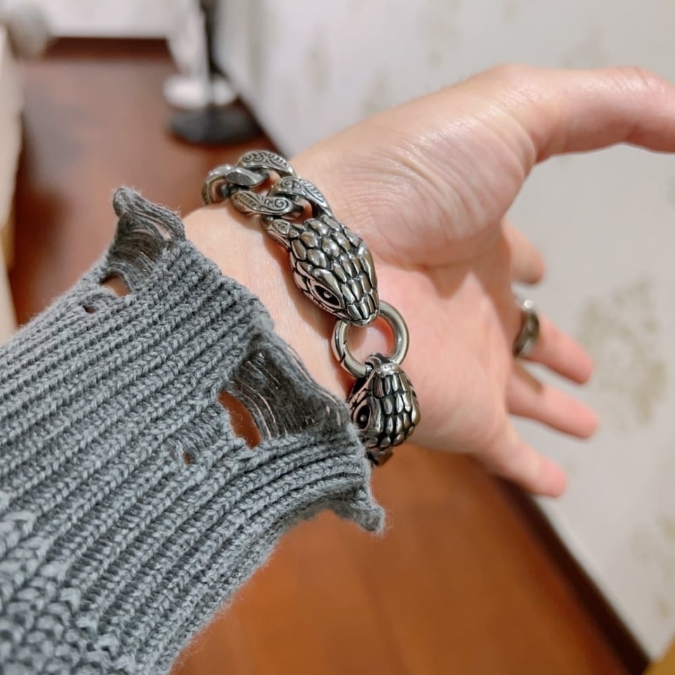 Gucci Snake Bracelet Silver view 6