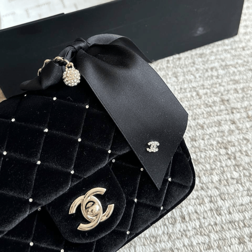 Chanel Mini Pearl Super Black Bag 17cm/6in view 5