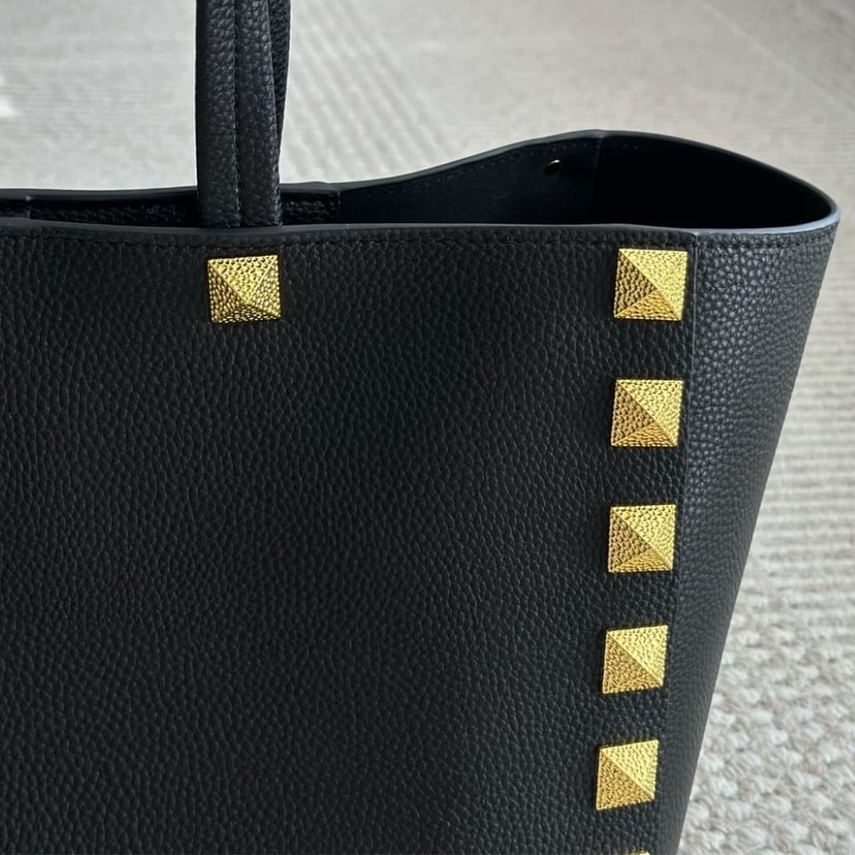 Valentino Garavani Rockstud Tote Bag Black 40Cm view 7