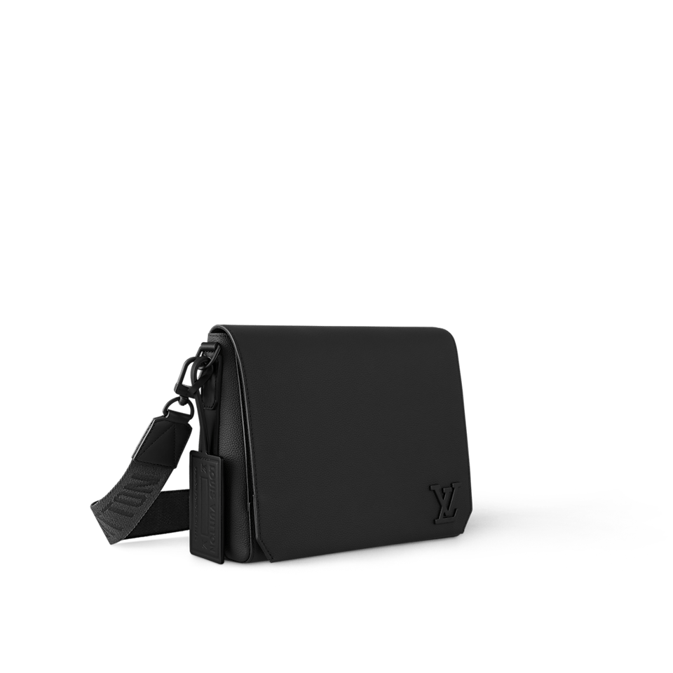 Louis Vuitton District Pm Bag Black 26Cm M30850 For Men view 6