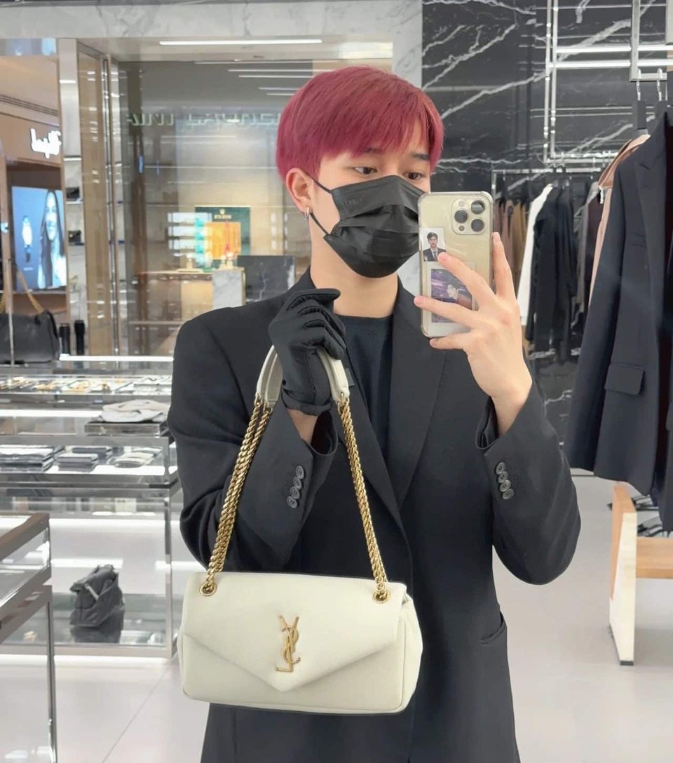 Saint Laurent Calypso In Plunged White 27Cm view 5
