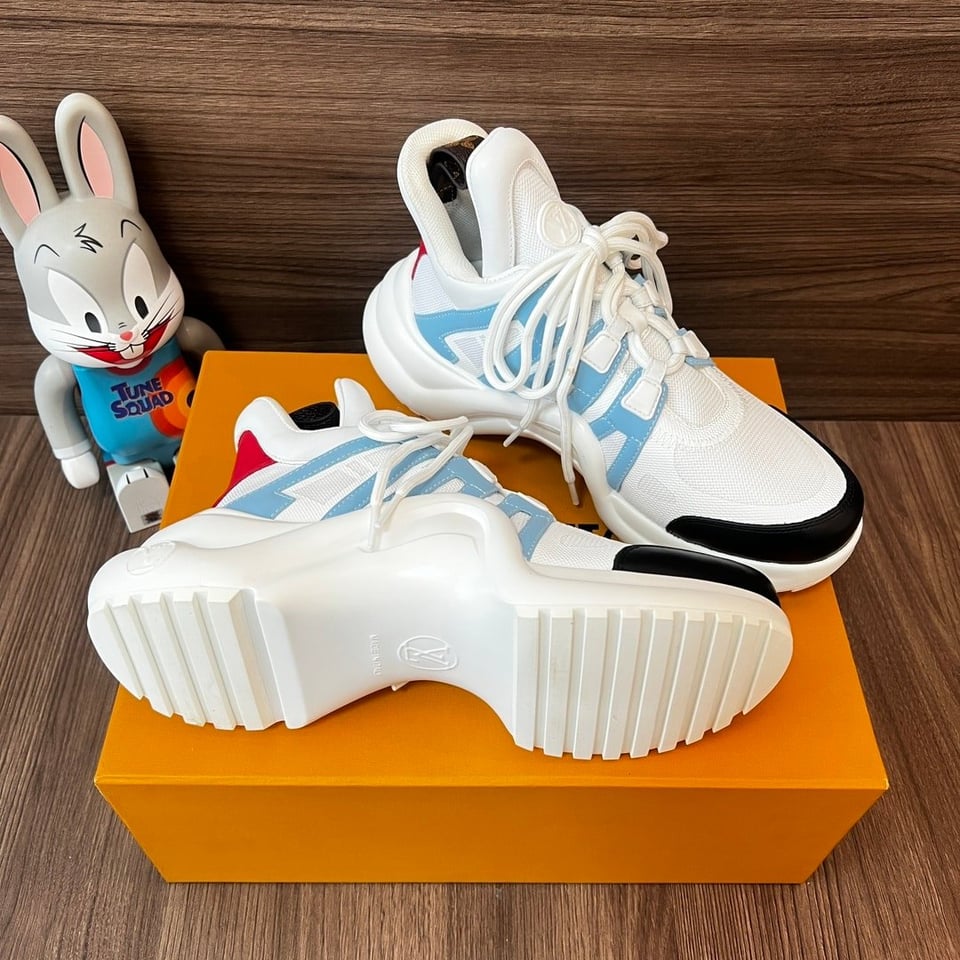 Louis Vuitton Archlight Sneaker Blue 1Abi63 view 7