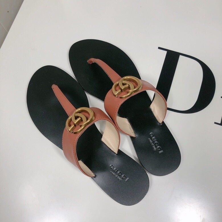 Gucci Double G Thong Leather view 6