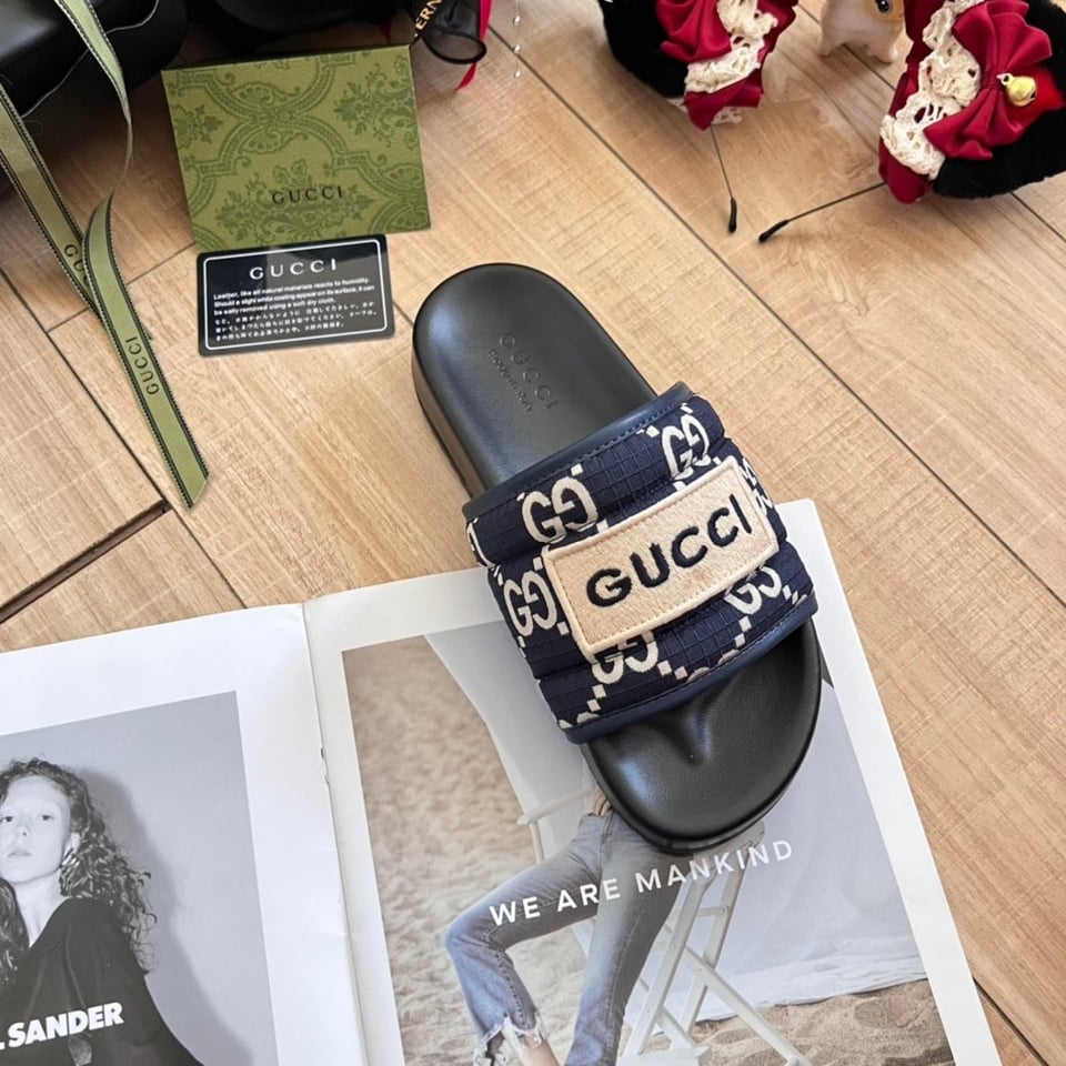 Gucci Gg Horizontal Strap Sandals With Tag In Blue view 4