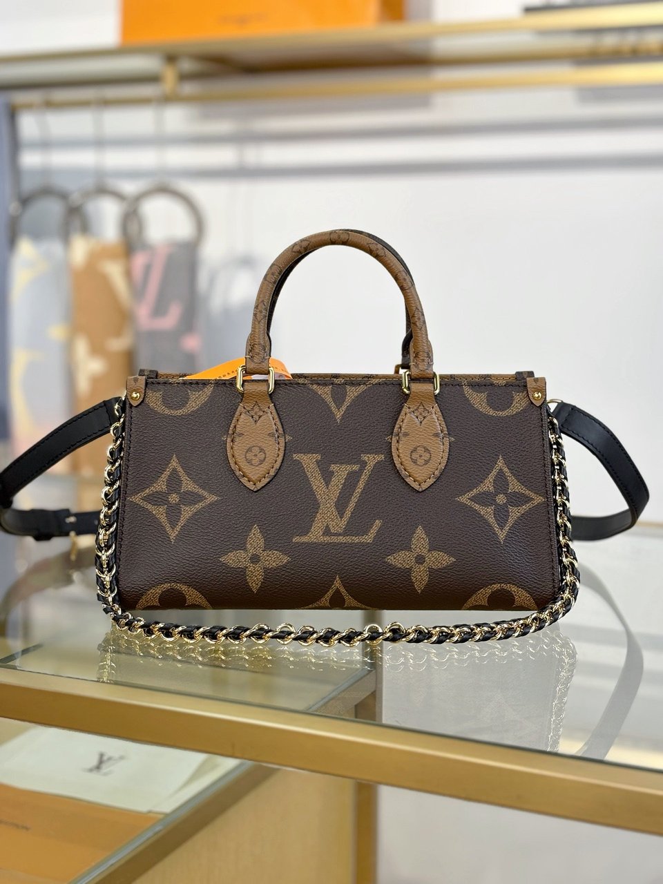 Louis Vuitton LV x TM OnTheGo East West Chain Bag ‘Black’ M14236 25cm/ 9.8in view 15