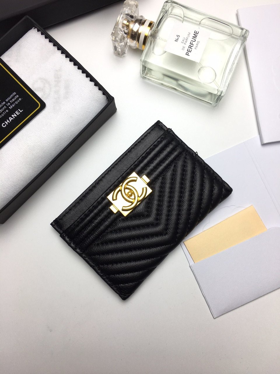 Chanel Line Card Holder 11.2 Black Calfskin Gold Icon view 5