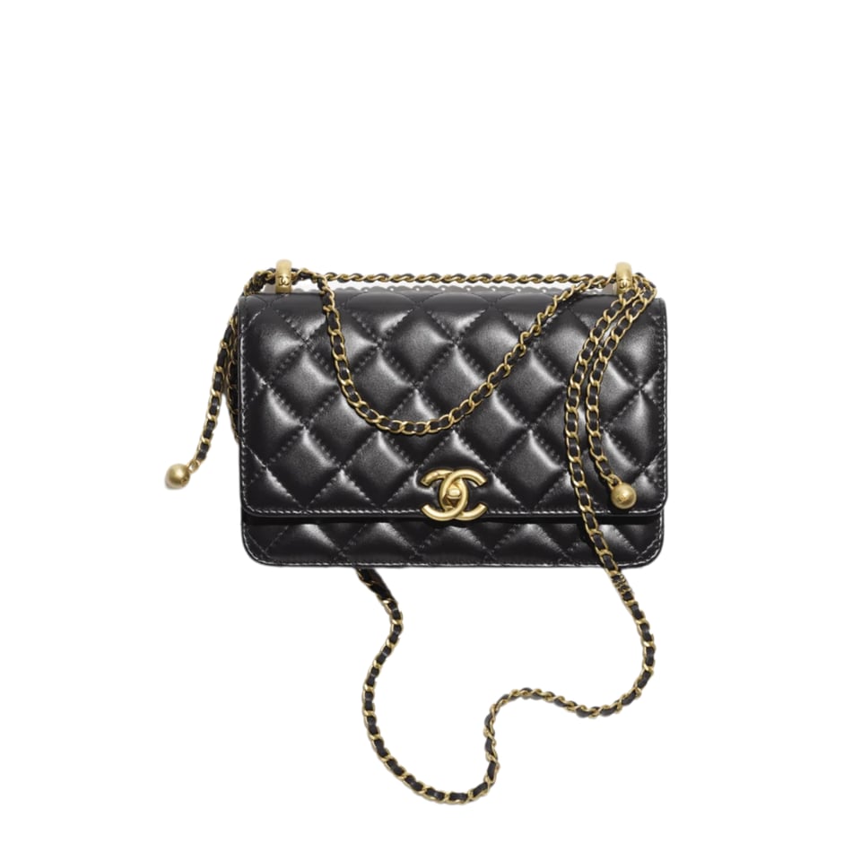 Chanel Shiny Calfskin &amp; Gold-Tone Metal Black 19.2cm/7.6in